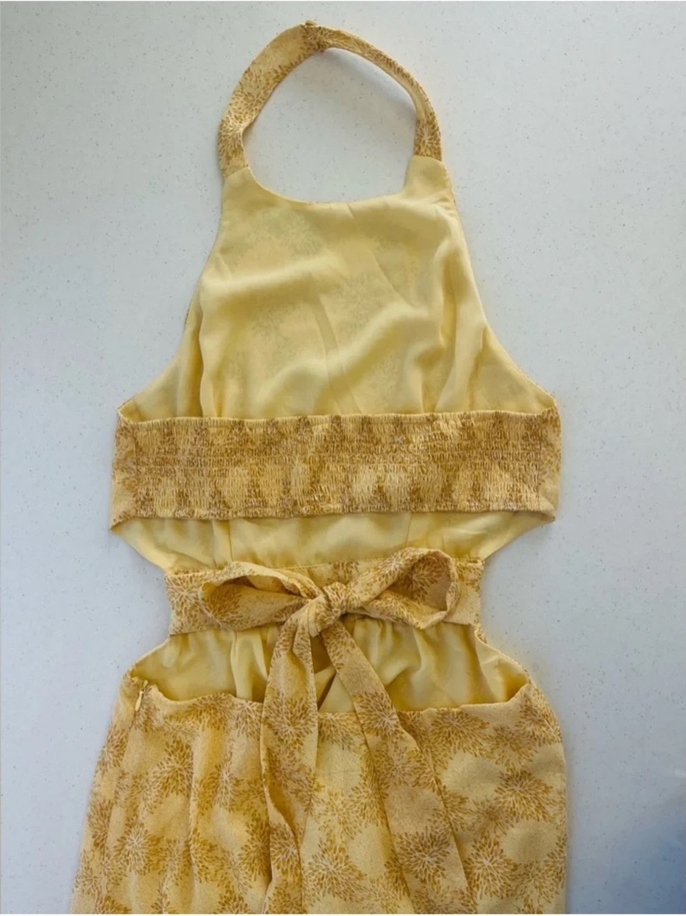 LUSH yellow open back halter neck Maxi- size Small - Picture 2 of 6